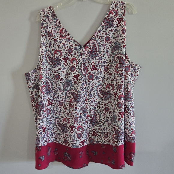 NWT LANE BRYANT FLORAL PAISLEY SLEEVELESS TOP - Picture 2 of 6